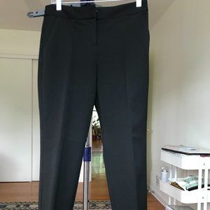 New, Unworn, WITHOUT tags- Express- Columnist Ankle Pants - Size 2
